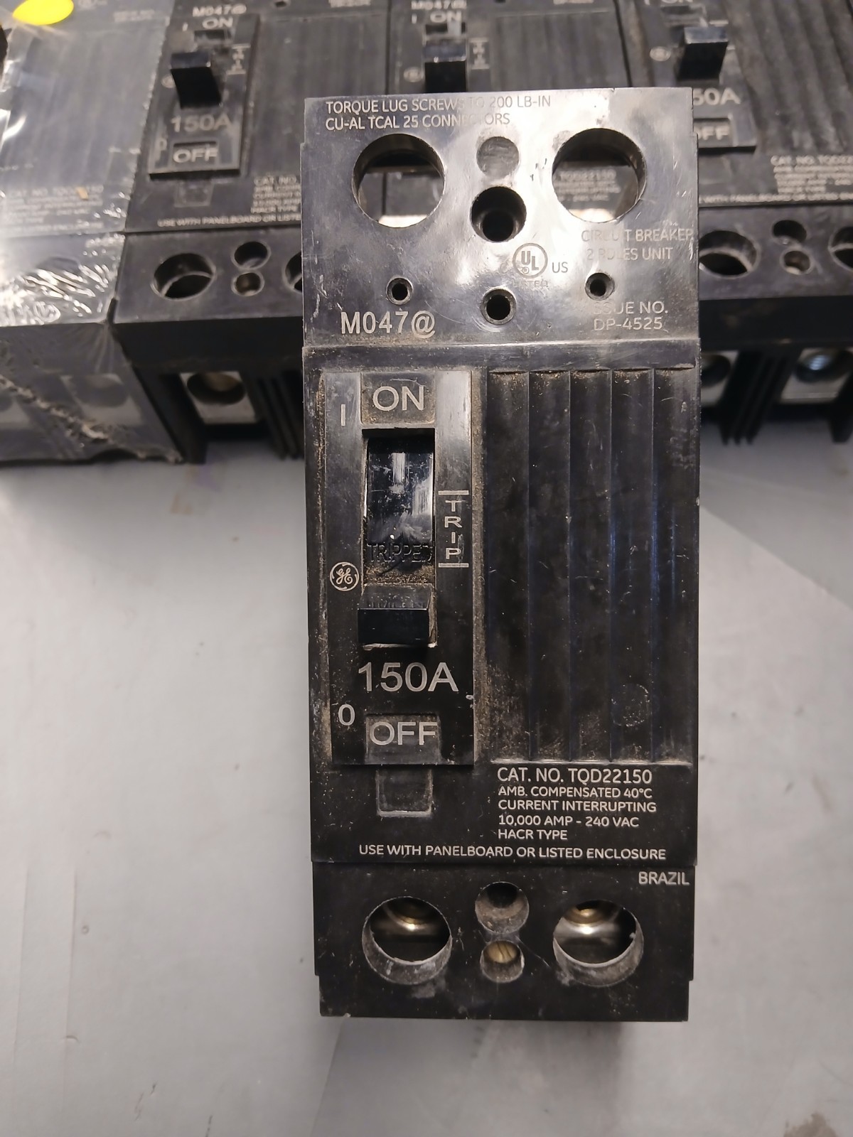 General Electric TQD22150 150A 2-Pole Circuit Breaker 240V AC Black