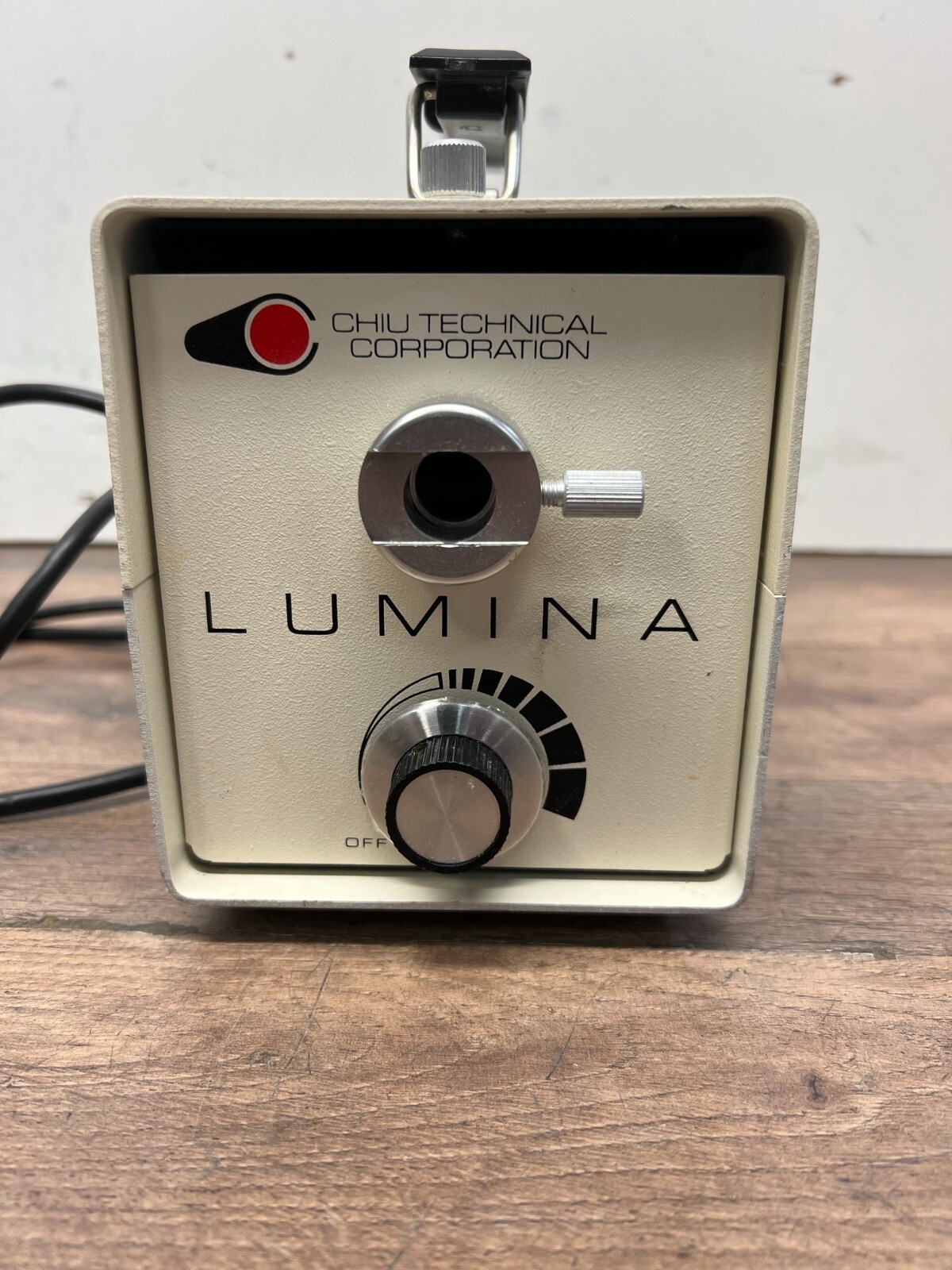 CHIU FO-150 Fiber Light