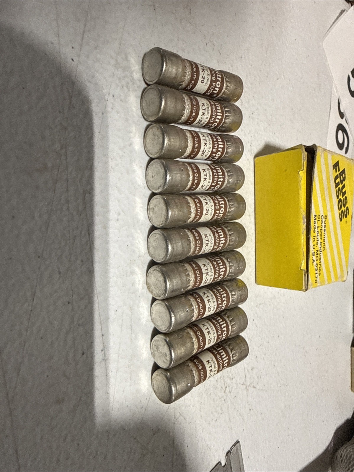 Box of 10 brand new Buss Fuses KTK-20 Made In USA New Old Stock