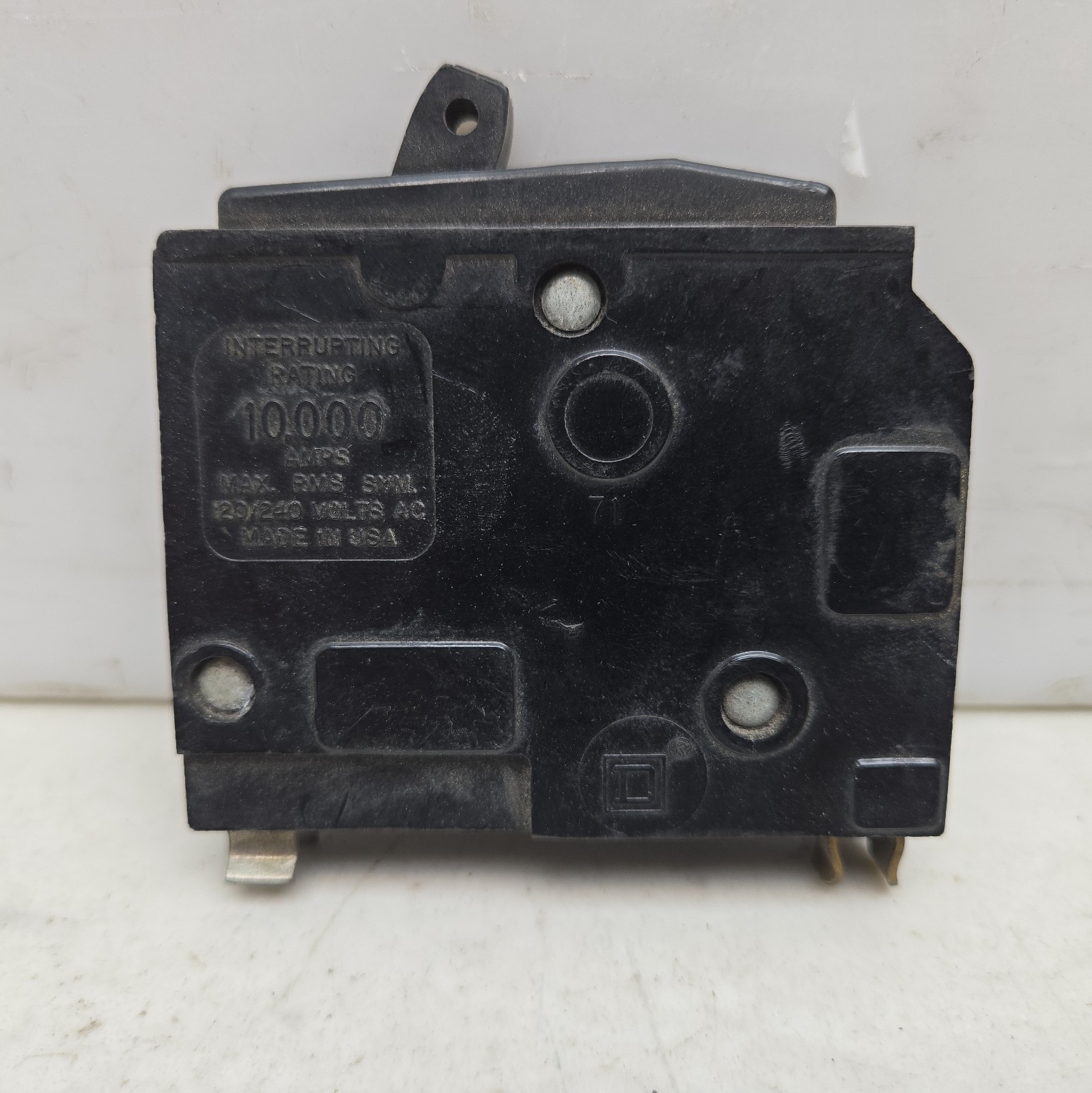 Mixed Lot of 12 Single Pole Circuit Breakers 15A Eaton Cutler Hammer Square D