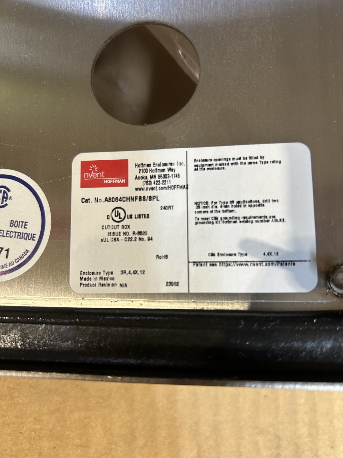 NVENT HOFFMAN A8064CHNFSS STAINLESS STEEL ENCLOSURE 8X6X4 NEW IN PKG