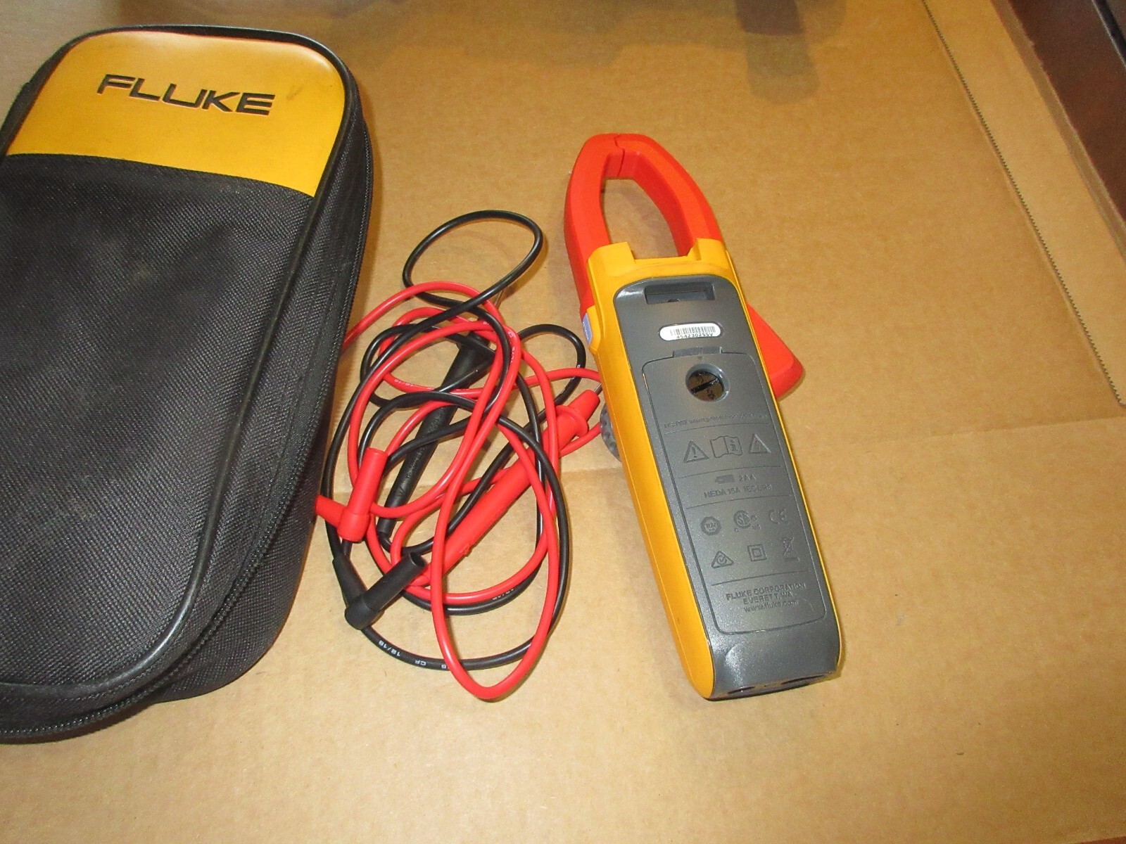FLUKE 374 FC TRUE RMS AC/DC CLAMP METER WIRELESS WITH FLUKE CONNECT 600V 600A FS