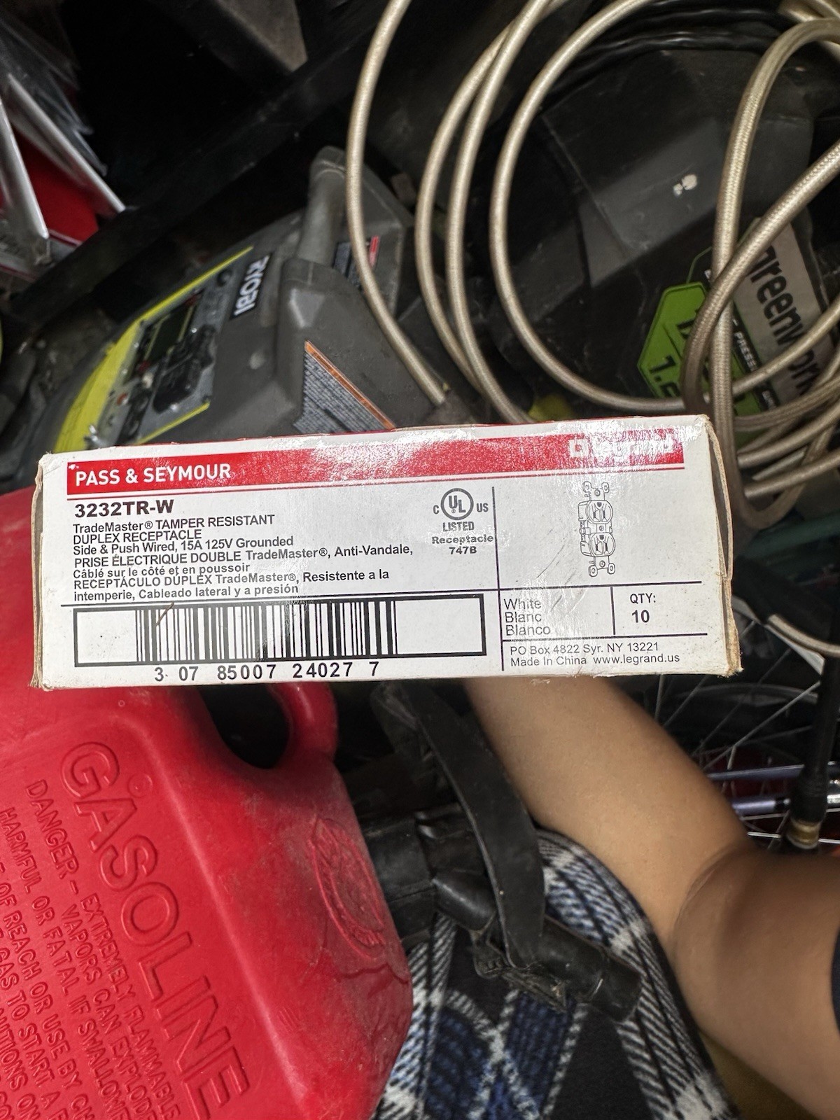 10pc Legrand Pass & Seymour 3232TR-W 15A 125V Tamper Resistant Duplex Receptacle