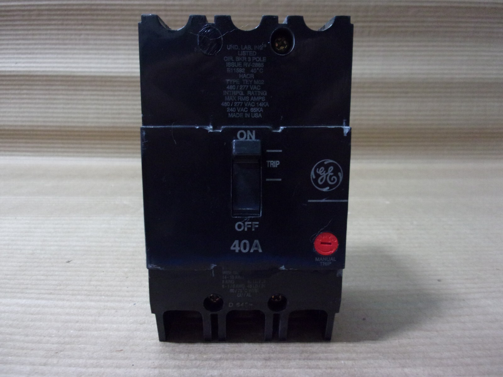 GE TEY TEY340 3 Pole 40 Amp 480V Silk Screen Circuit Breaker