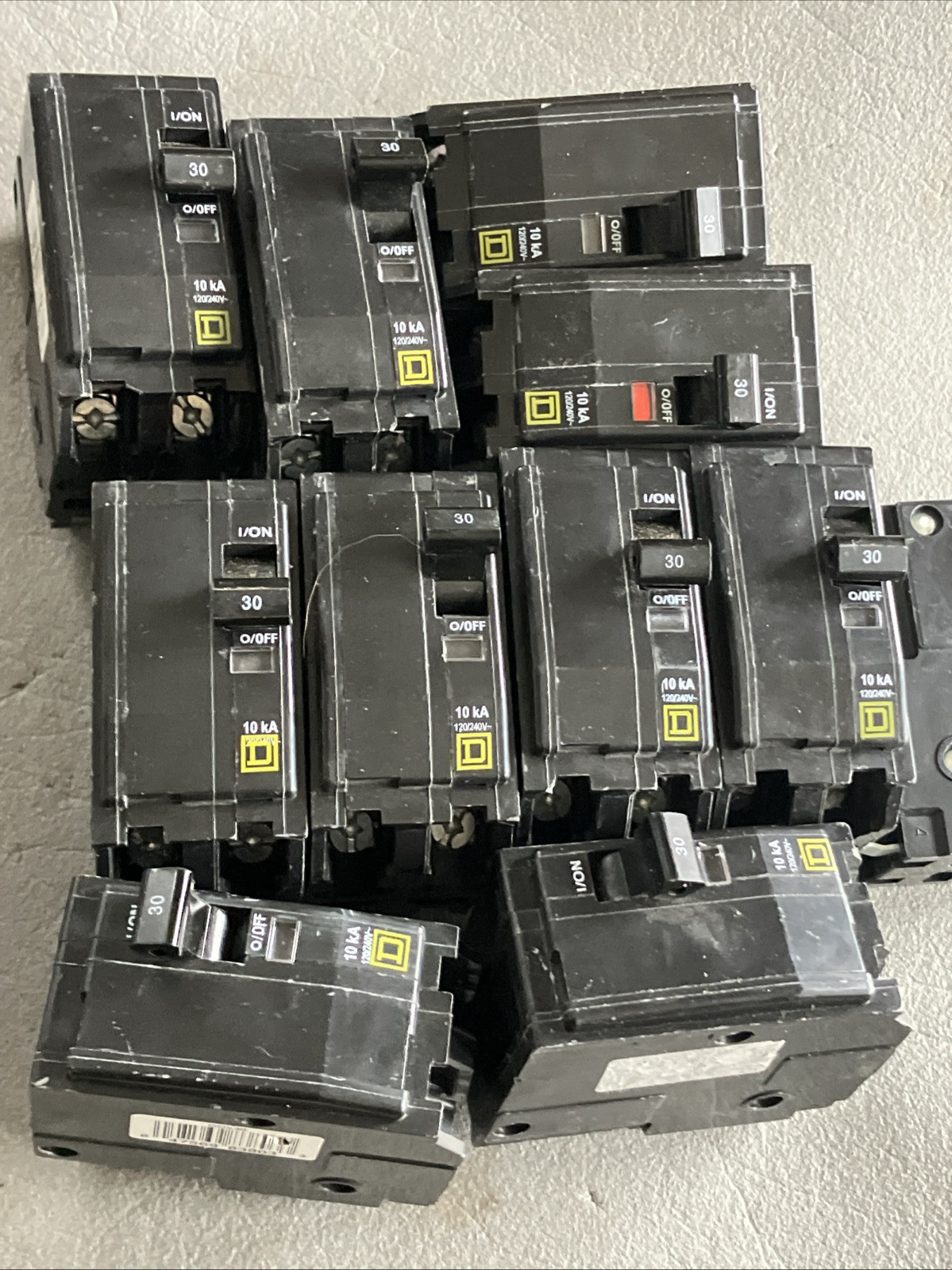 Square D QO230 2-Pole 30 Amp 120/240V Plug-In Breaker Yellow D Trip Window USED