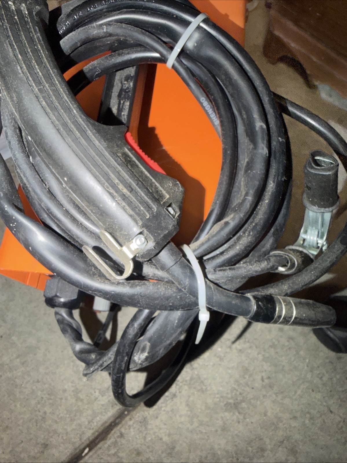 Welder/MIG 160- Never Used