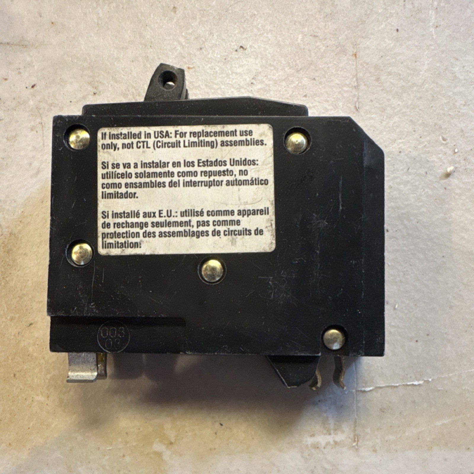 Square D 20A Tandem Circuit Breaker Double Pole Plug-In Screw Terminal
