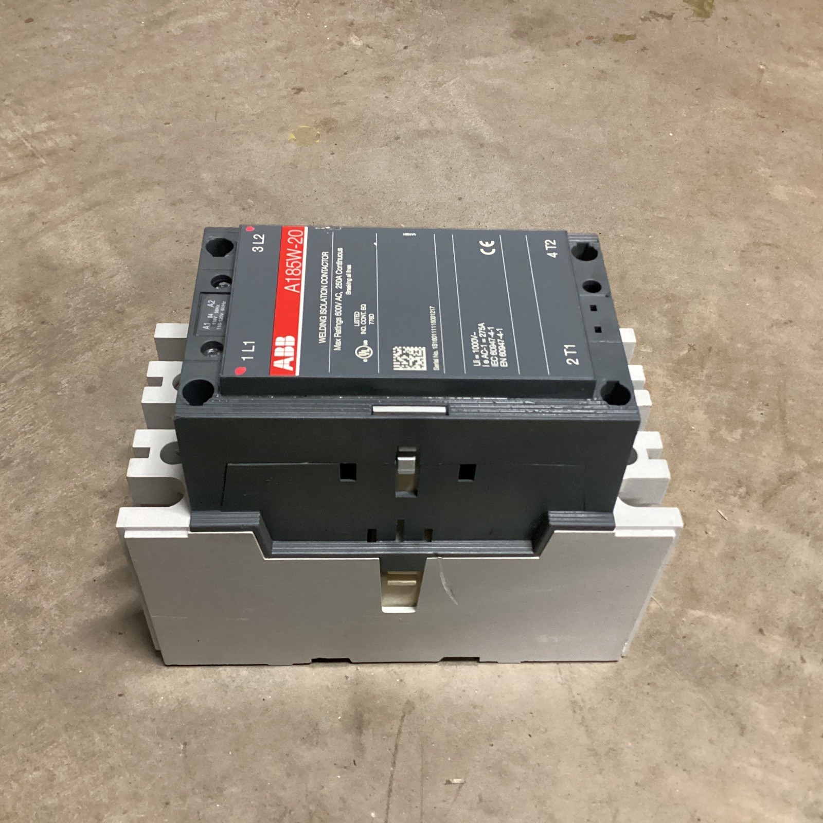 Refurbished ABB Welding Isolation Contactor, Model: A185W-20