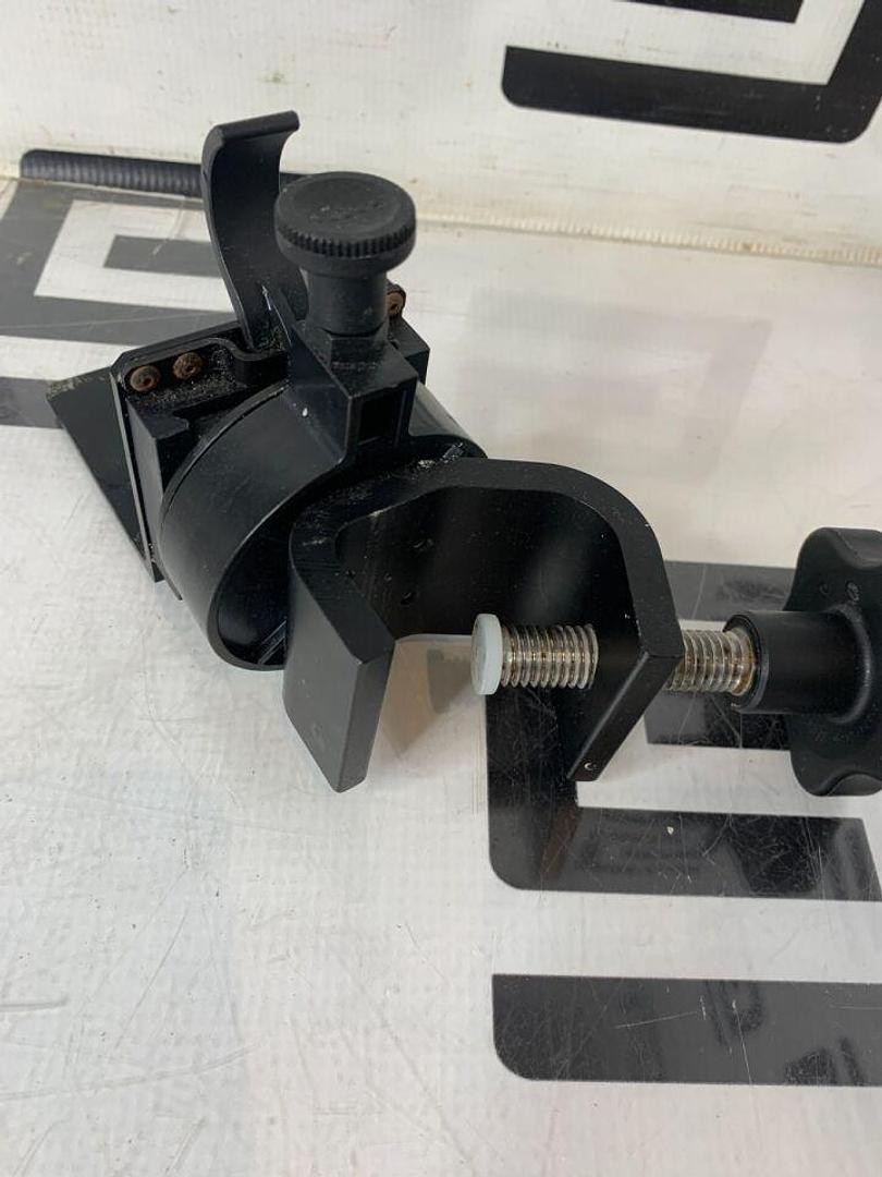 Medfusion 3500 4000 Pole Clamp Mount & Also for other Models TESTED WARRANTY B