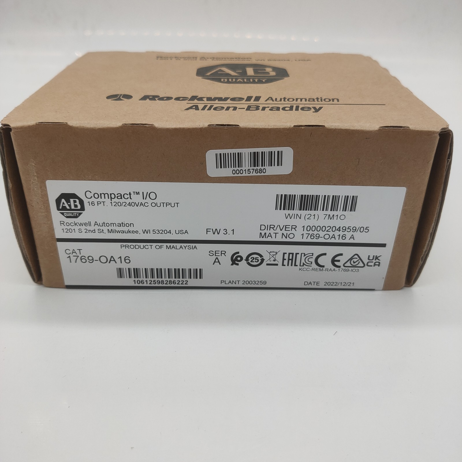 NEW SEALED 1769-OA16 AB Compact I/O 16 Pt 120/240VAC OUTPUT Module TX
