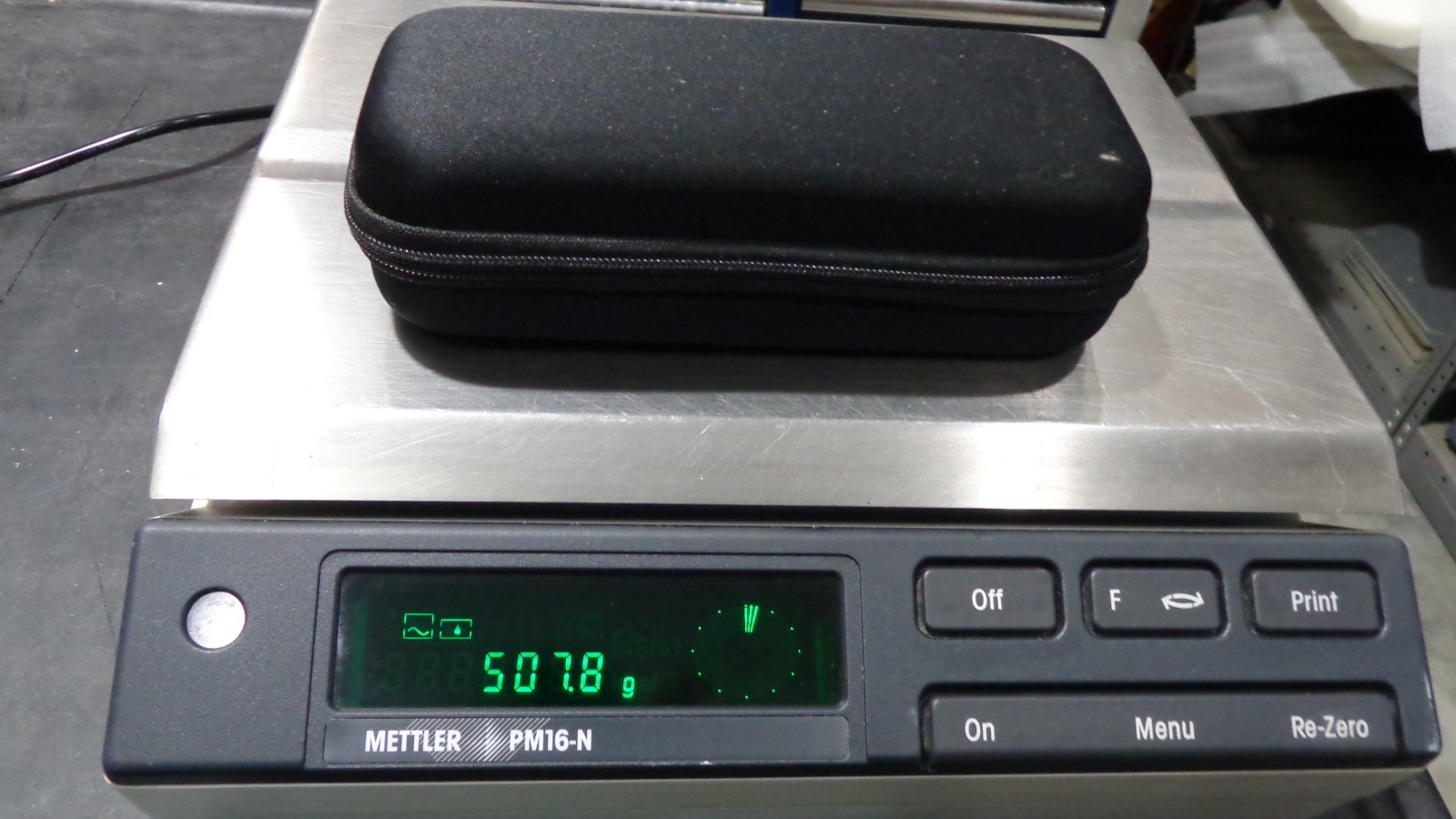Mettler Toledo PM30000-K Precision Balance Lab Scale Range 0 to 32,000 g (30 kg)
