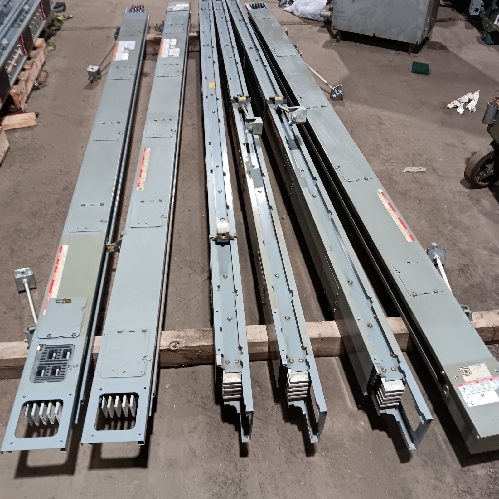 6-Square D I-Line 400Amp Busway sections AP504G10 3PH 4W 600VAC Max