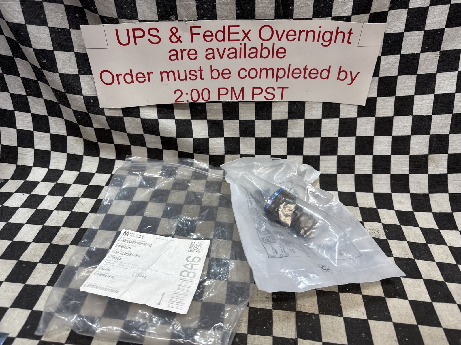AMPHENOL RJFTV6MG 18-06, RJFTV6MG18-06, Modular Connector RJ45 Plug #119T7
