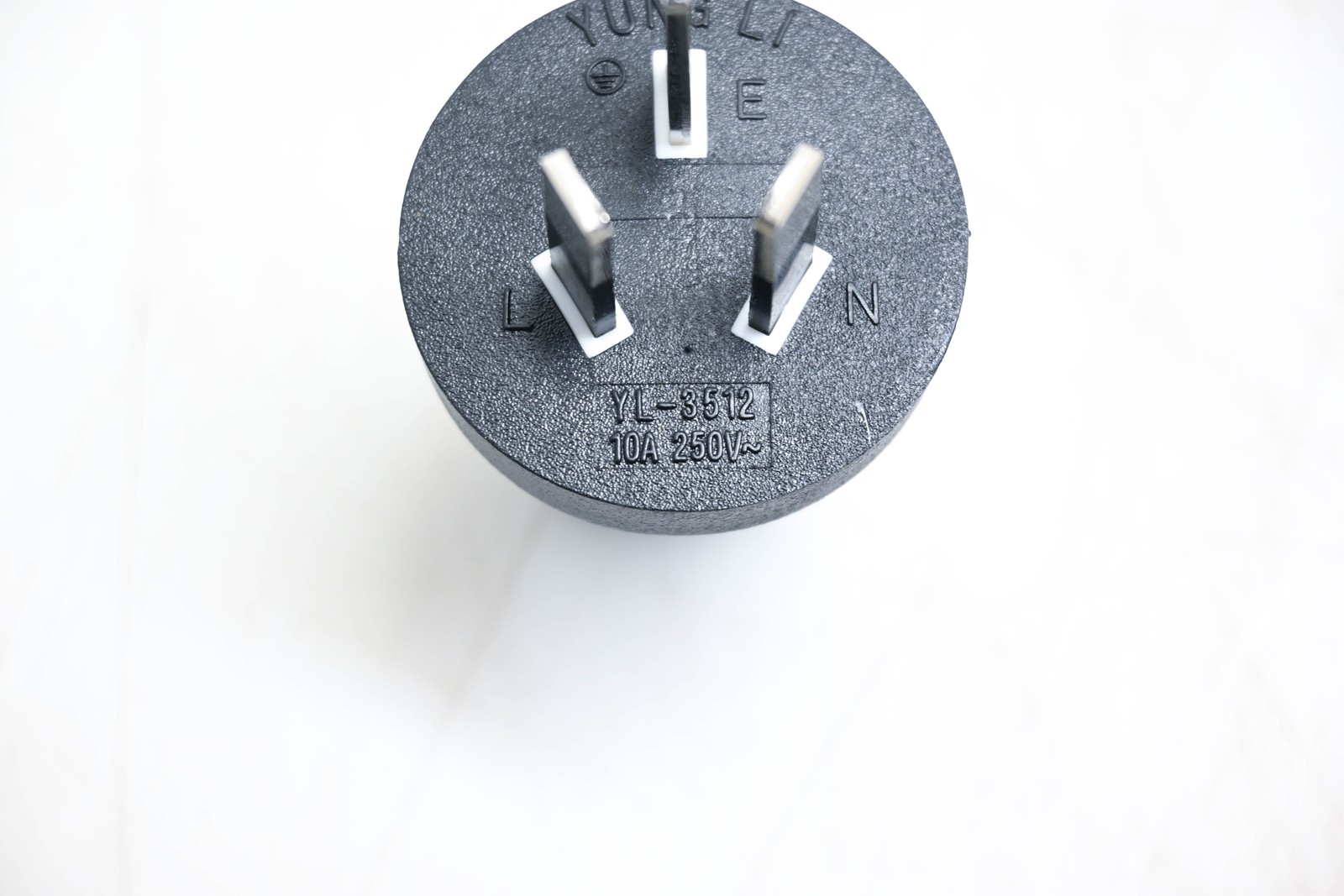 Yung Li YL-3512 Plug Adapter (Australia) NOS