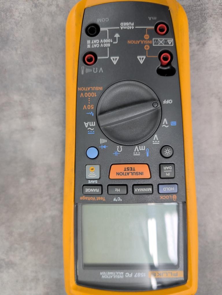 Fluke 1587 FC Insulation Multimeter with Case and Leads (PD2104402)