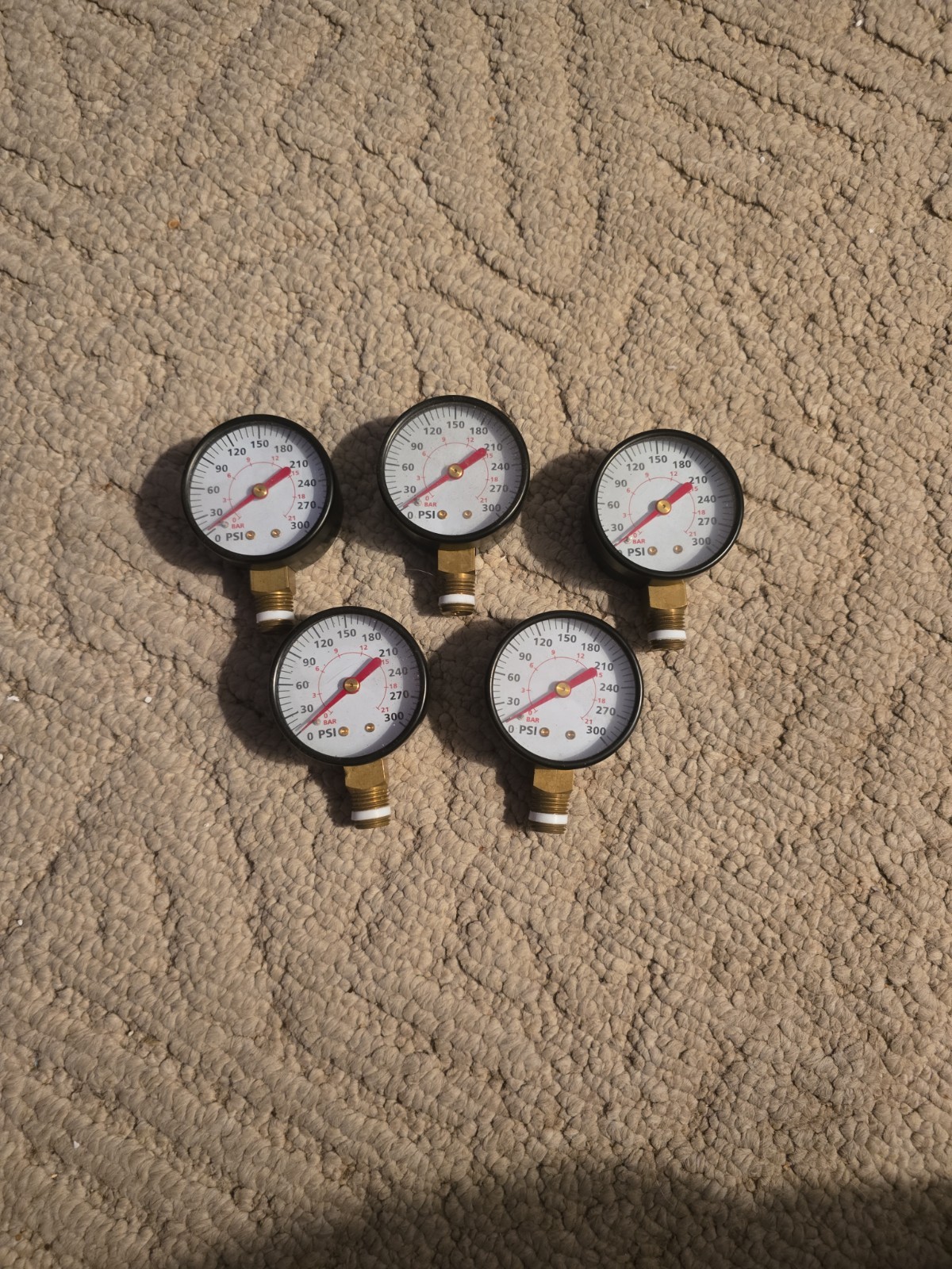 5 Air Compressor Pressure Gauge 0-300 PSI, 1/4in Male Thread, 2-1/2» Face New