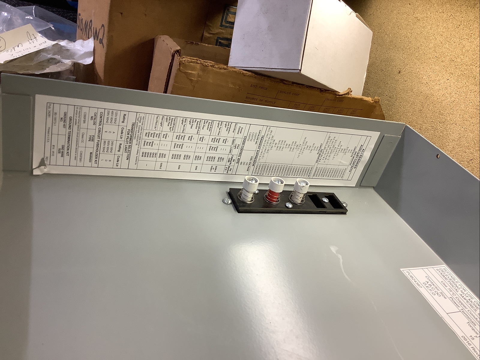 Eaton ECL03C1H6A Lighting Contactors-Lighting Electrically Held