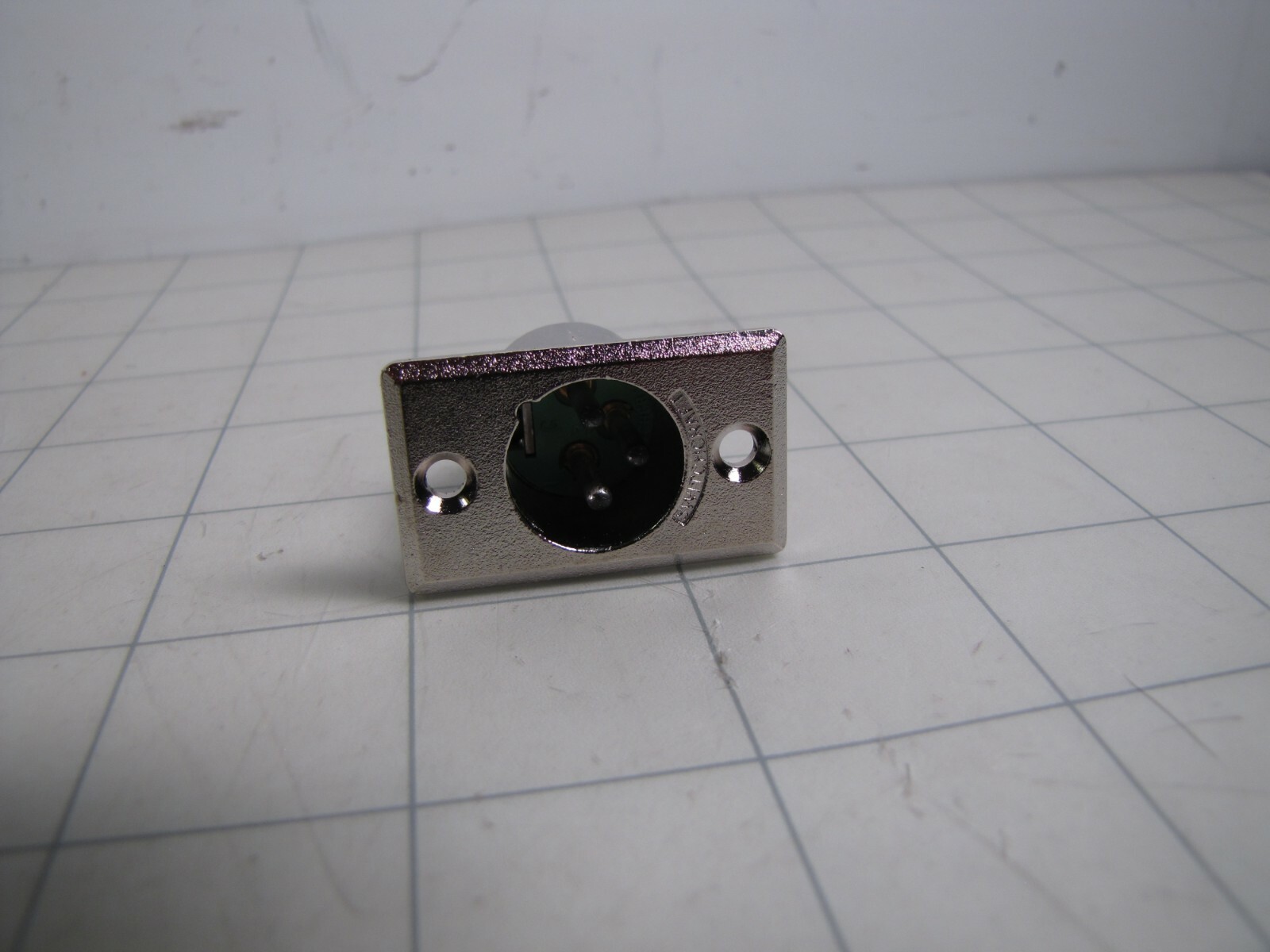 Switchcraft D3M 3-Pin Male XLR Panel Mount Plug NEW