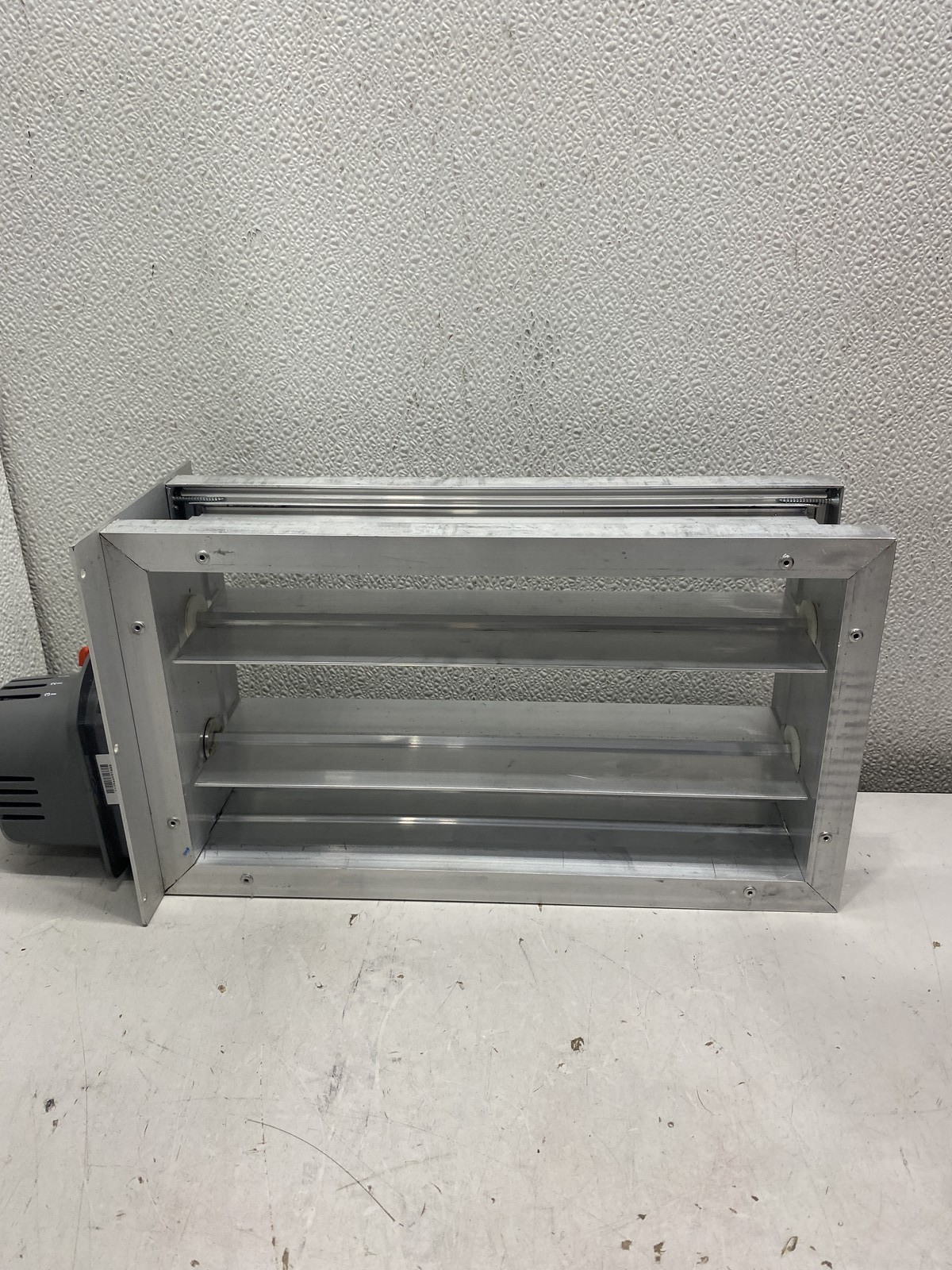 14 In x 8 In Honeywell TrueZone Rectangular Parallel Blade Damper ZD14X8TZ