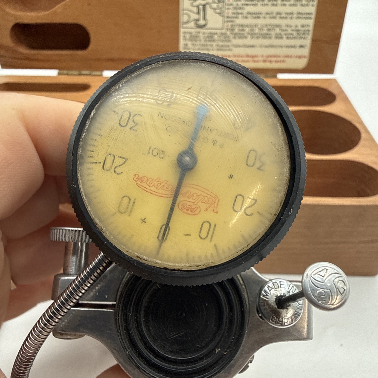 P And G Valve Gapper Model 300 Comes With All Original Paperwork!