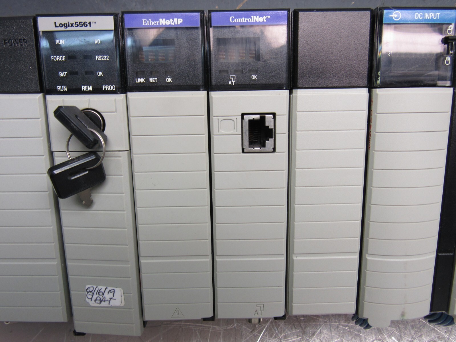 ALLEN BRADLEY CONTROLLOGIX SYS. w/PARALLEL UNIT 1756-L61 w/30QTY I/O MODULES XLN
