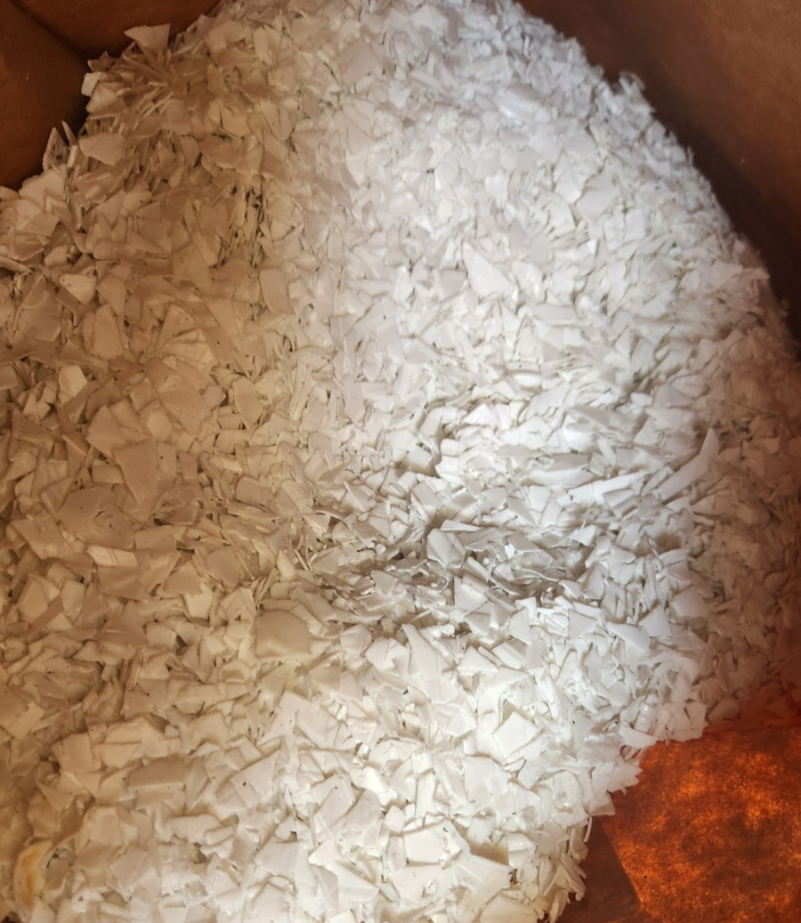 Shredded White HDPE Recycled Plastics, Plastic Flakes 1 Lb, Crafting, Molding