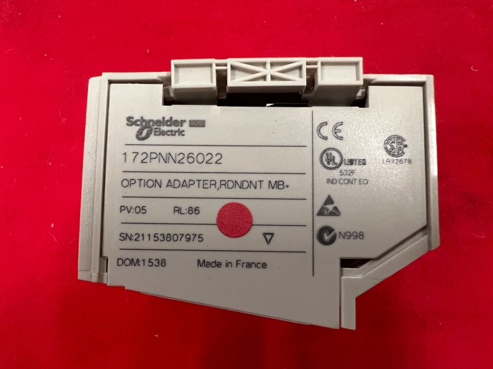 172PNN26022 Modicon Momentum Option Adap 172-PNN-260-22. 1 YEAR WARRANTY