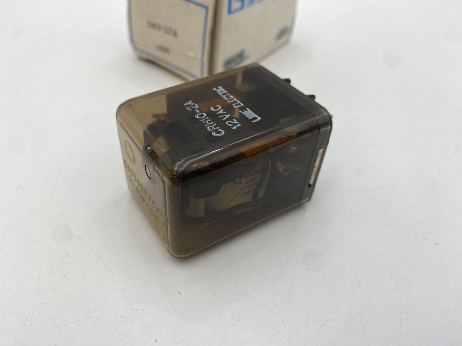 General Electric CR220HG78J05 Relay 12-Volt AC Coil 120/240 Volt 50/60Hz 8-Pins