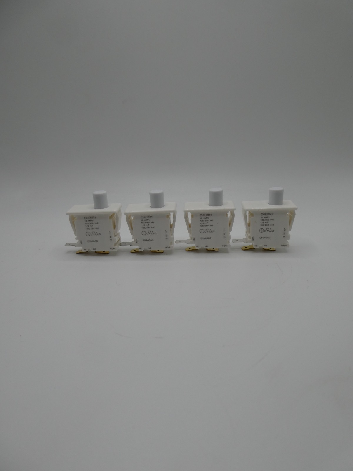 Cherry, Snap-In Panel Mount, Momentary E69-40A, SPDT 10A@250VAC «Lot of 4»