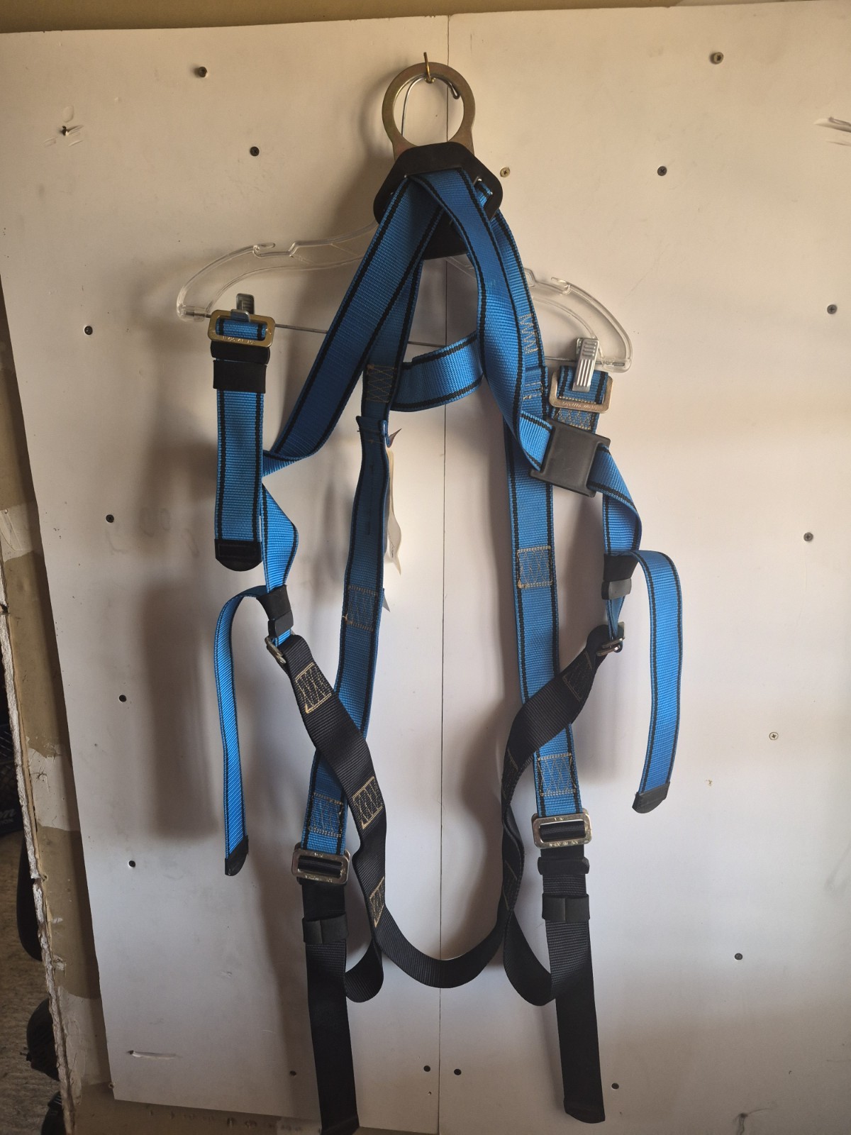 Tractel Model A03 Full Body Harness And Secure Strap