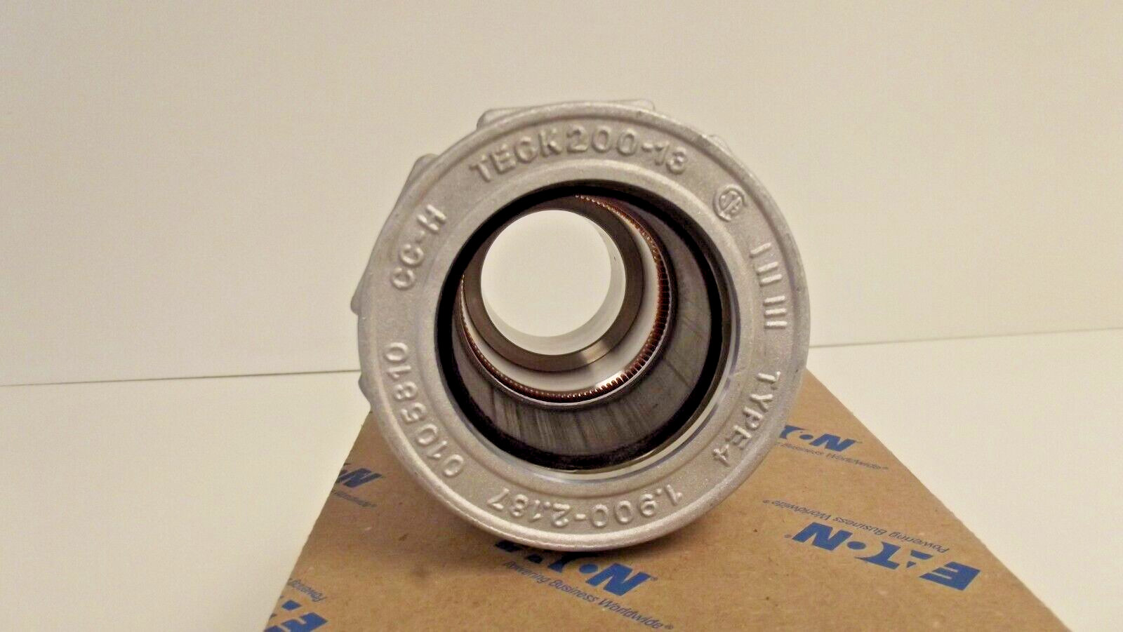 Eaton TECK200 13 Armoured Alum 1.90-219 Inch 2″ NPT 31-4
