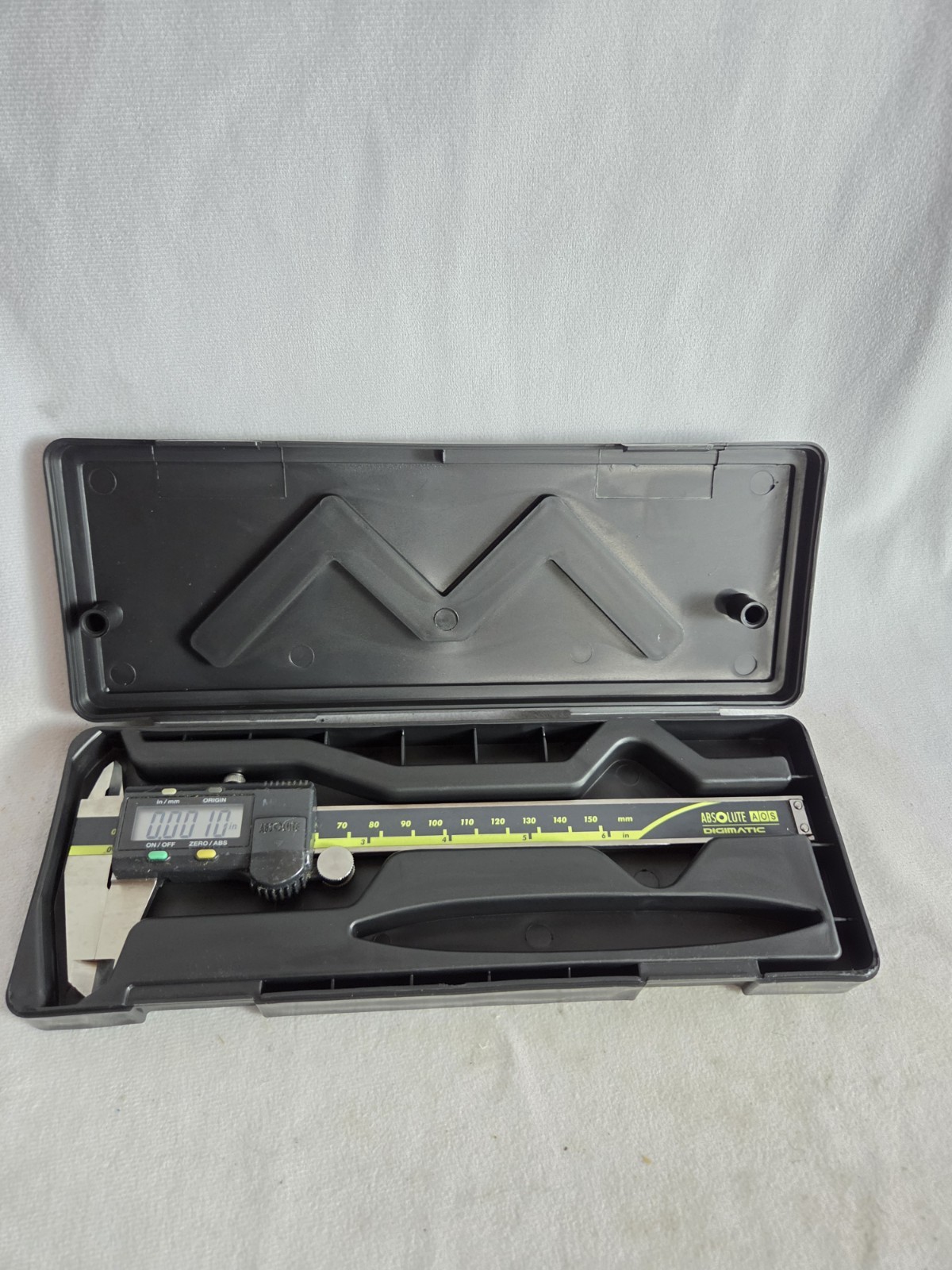 Mitutoyo 500-196-30 Digital Caliper | 0-6″ (150mm) Cd-6″asx