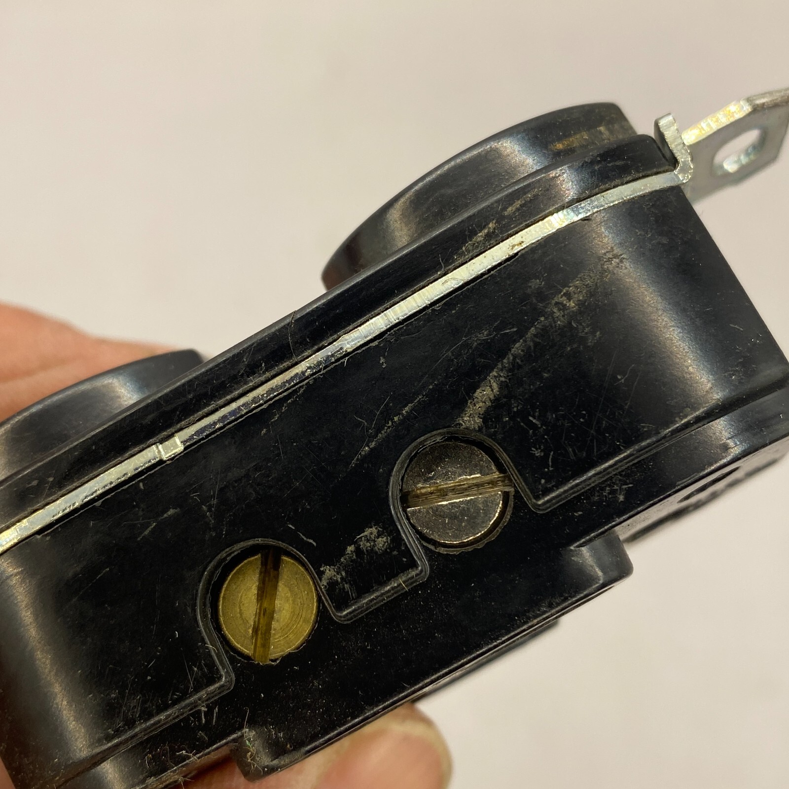 BRYANT 4700 Locking Nema L5-15 Duplex Receptacle Black Back Wired 15A 125V USA🔔