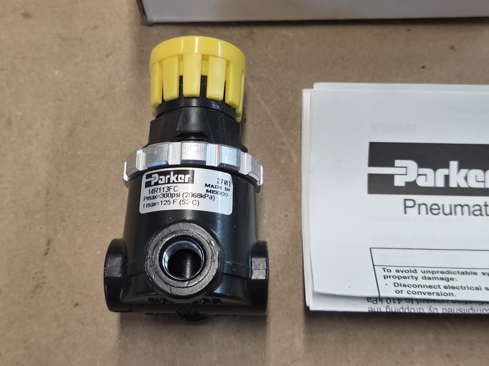 Parker 14R113FC Air Pressure Regulator 1/4″ NPT 300 PSI
