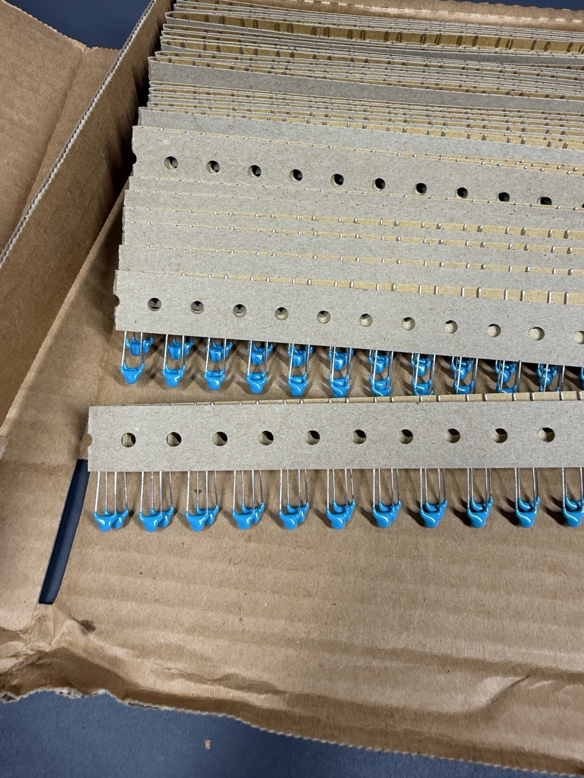 1500x Murata DE0405-979 SL 22pF ±5% Ceramic Disc Capacitor Radial Leaded Lot