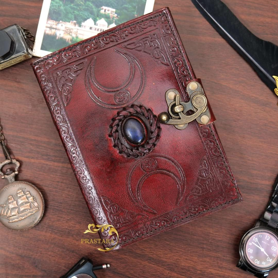 Blank Spell Book of Shadows Journal with Lock Clasp Prop Vintage Handmade Leathe
