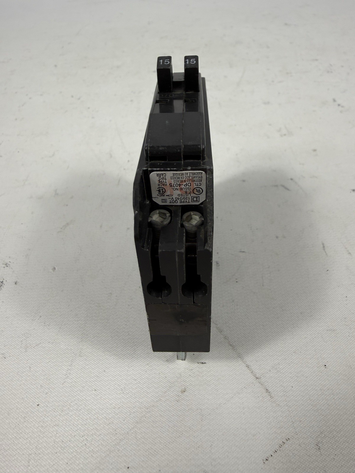 Square D QOT1515, TWIN, Tandem, 1 Pole, Dual 15 Amp Circuit Breaker, QO 15A