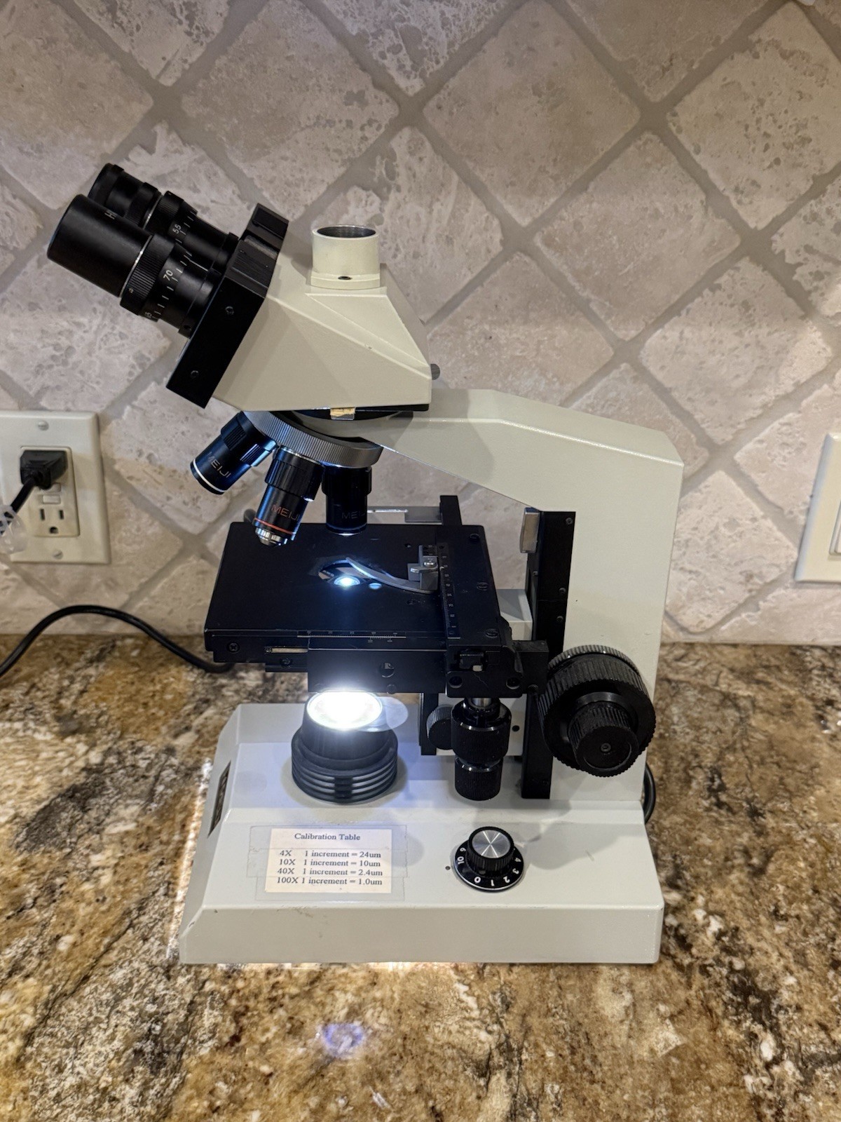 Meiji ML2000 Binocular Microscope 4x 10x 40x 100x Japan Mechanical Stage