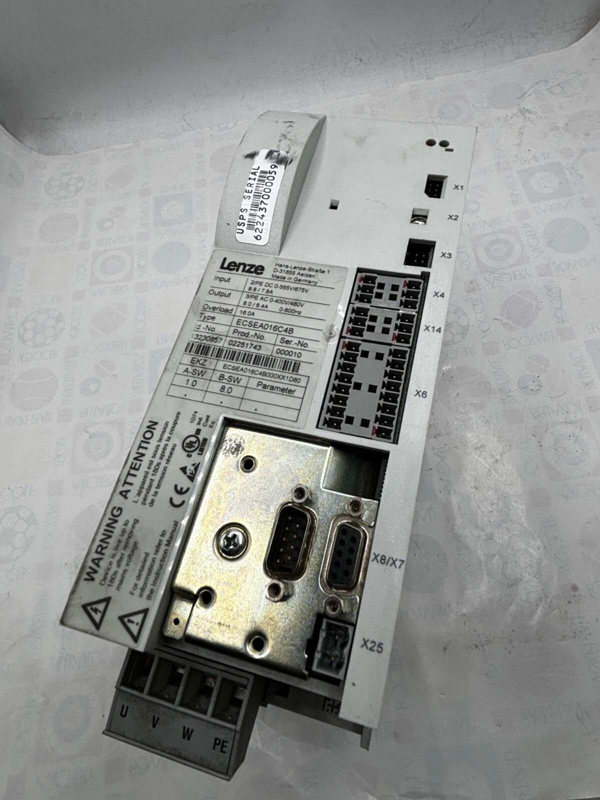 LENZE ECSEA016C4B SERVO DRIVE MOTOR CONTROLLER INVERTER 16.0A 0-600HZ 🎯