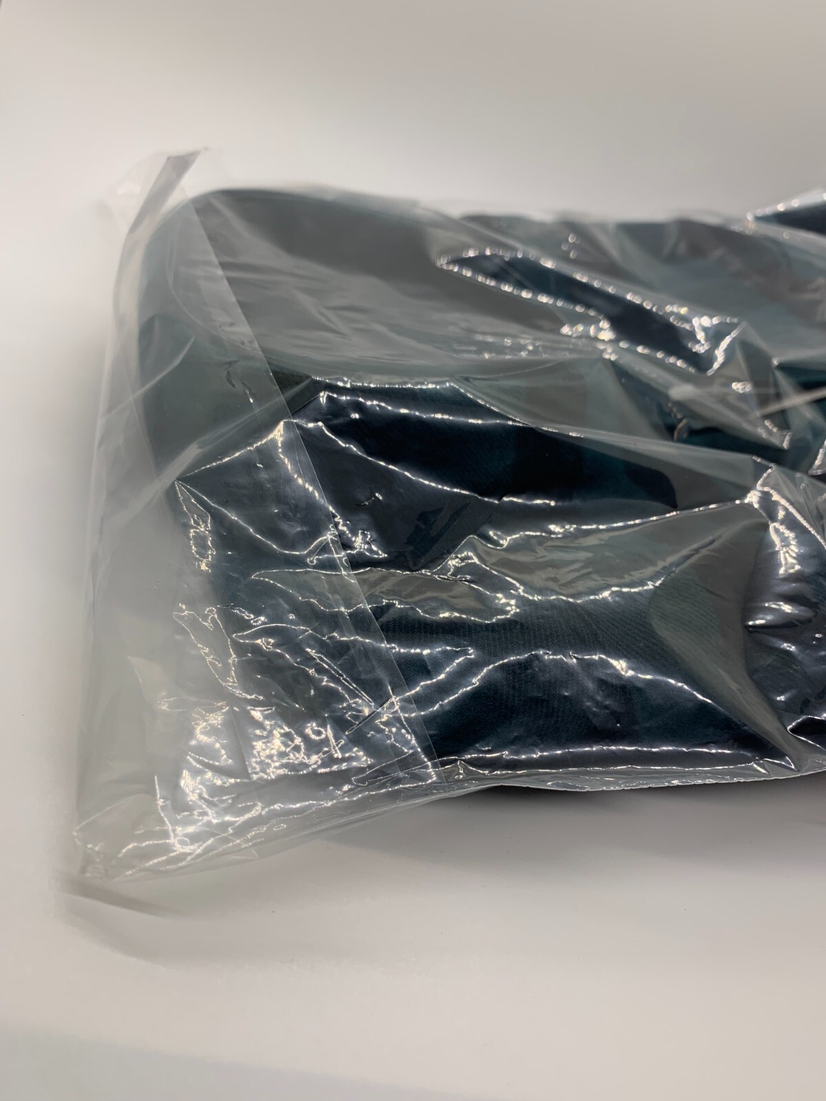 10 – 2000 Uline 12×15″ Clear Plastic Apparel/Goods Poly Bag 1Mil – 2″ Flap Lock
