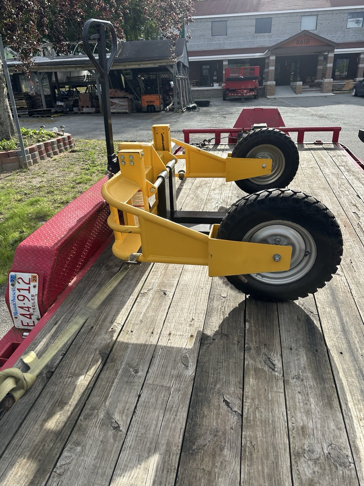 Off Road Varies Pallet Jack, All Terrain, 2700 Used In Good Condition.