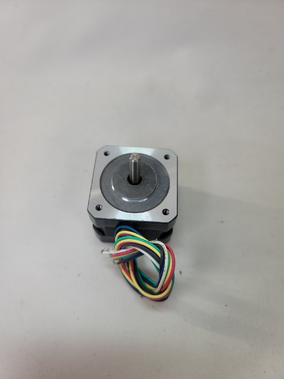 VEXTA ORIENTAL MOTOR PK243-01AA 2-PHASE STEPPER 1.8° STEP DC 0.95A STEPPING