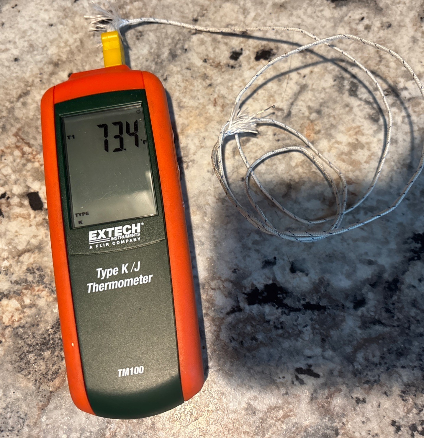 Extech TM100: Type K/J Single Input Thermometer