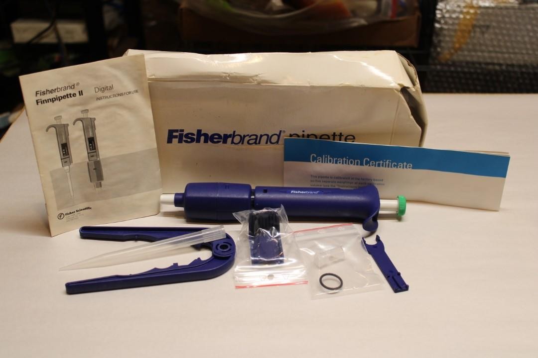 Fisherbrand Finnpipette II 21-377-244 Variable Volume Pipette 1-5 mL NEW #A
