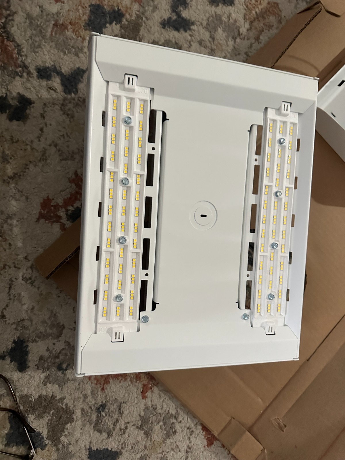 GE LED HIGH-BAY LIGHT ABV3018T571QQV23KQW 109W 120-277VAC 50-60 HZ BRAND NEW