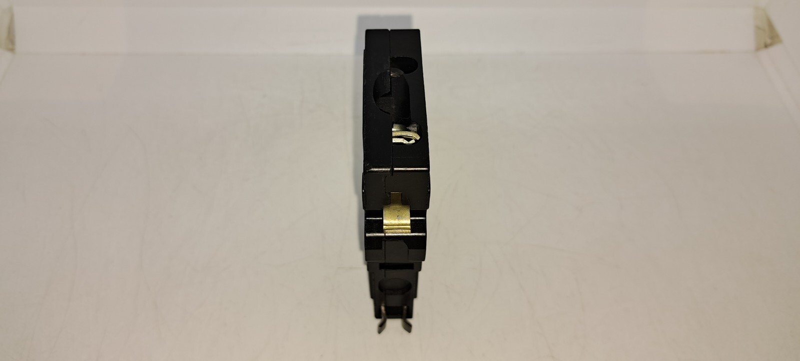 Square D QO2020 20 Amp 1 Pole Piggyback Circuit Breaker CLIP QOT2020