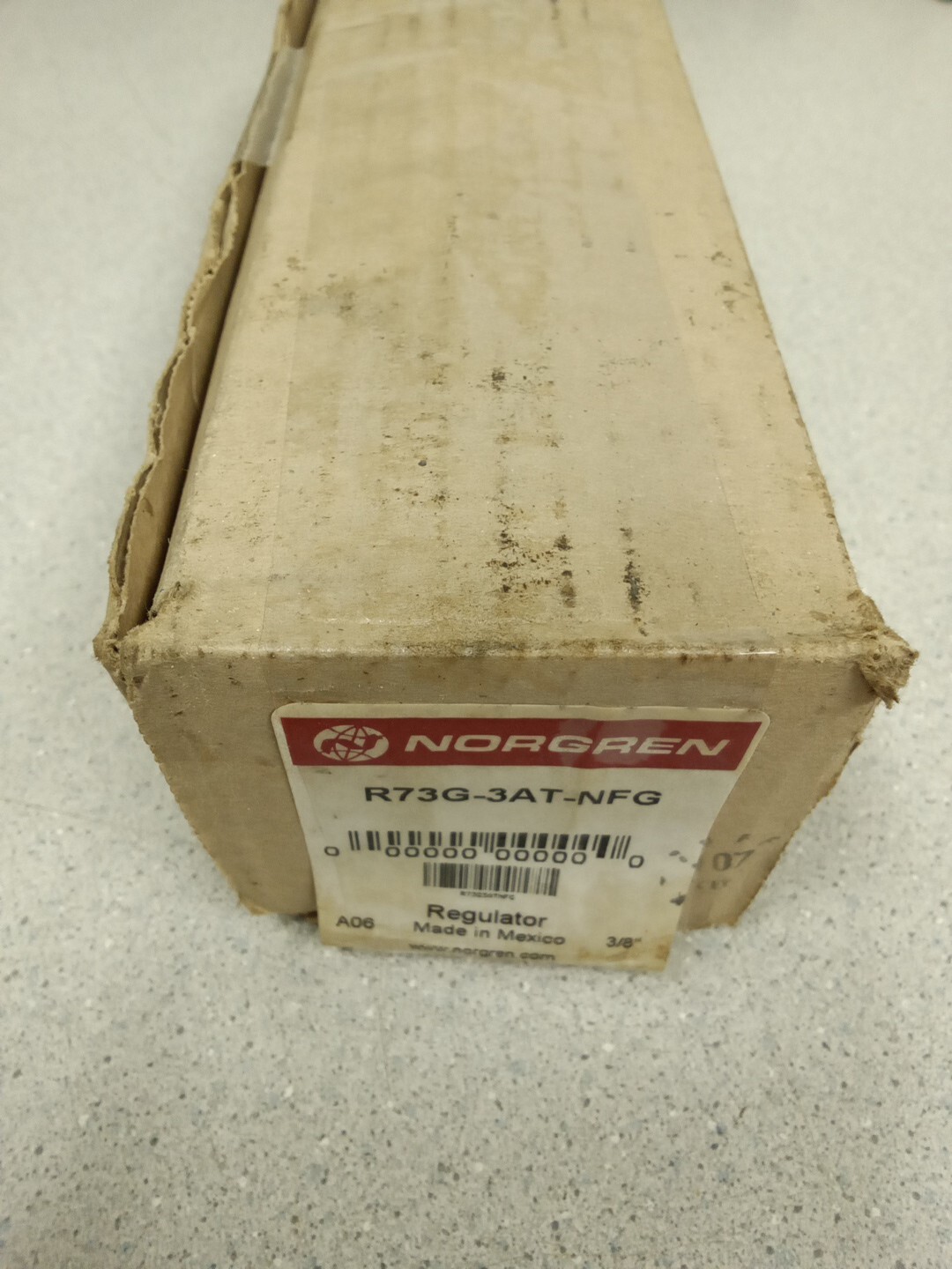 Norgren R73G-3AT-NFG Regulator with B40. 100-1998 Gage