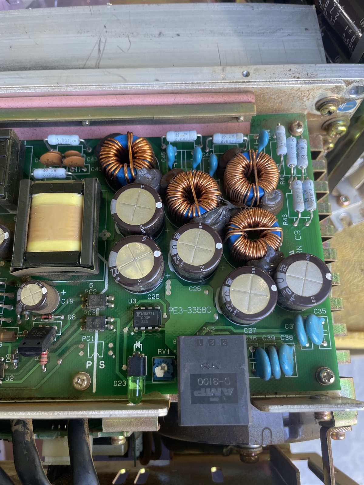 YASKAWA JUSP-ACP25JAA With JUSP-RCP01AAB or JUSP-RCP01AAD Servo Drive Controller