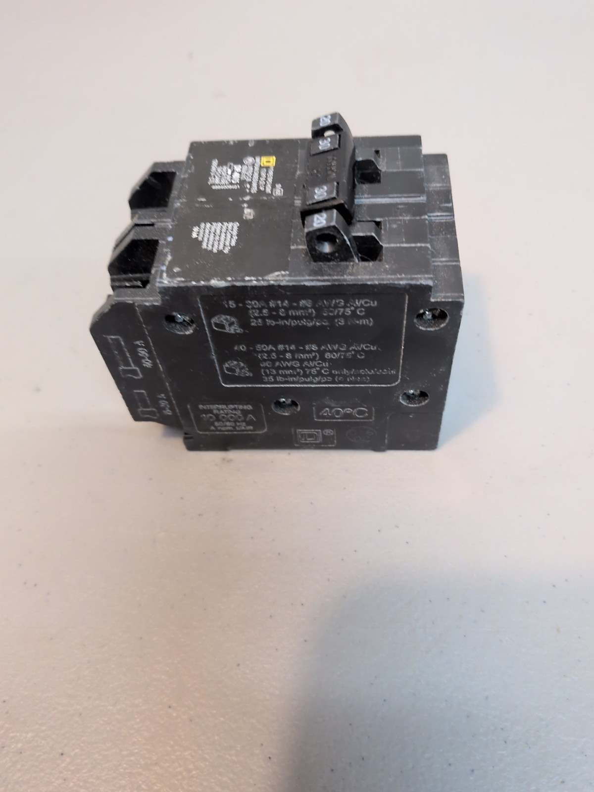 Square D Homeline HOMT2020230CP Quad Circuit Breaker 20/30 Amp