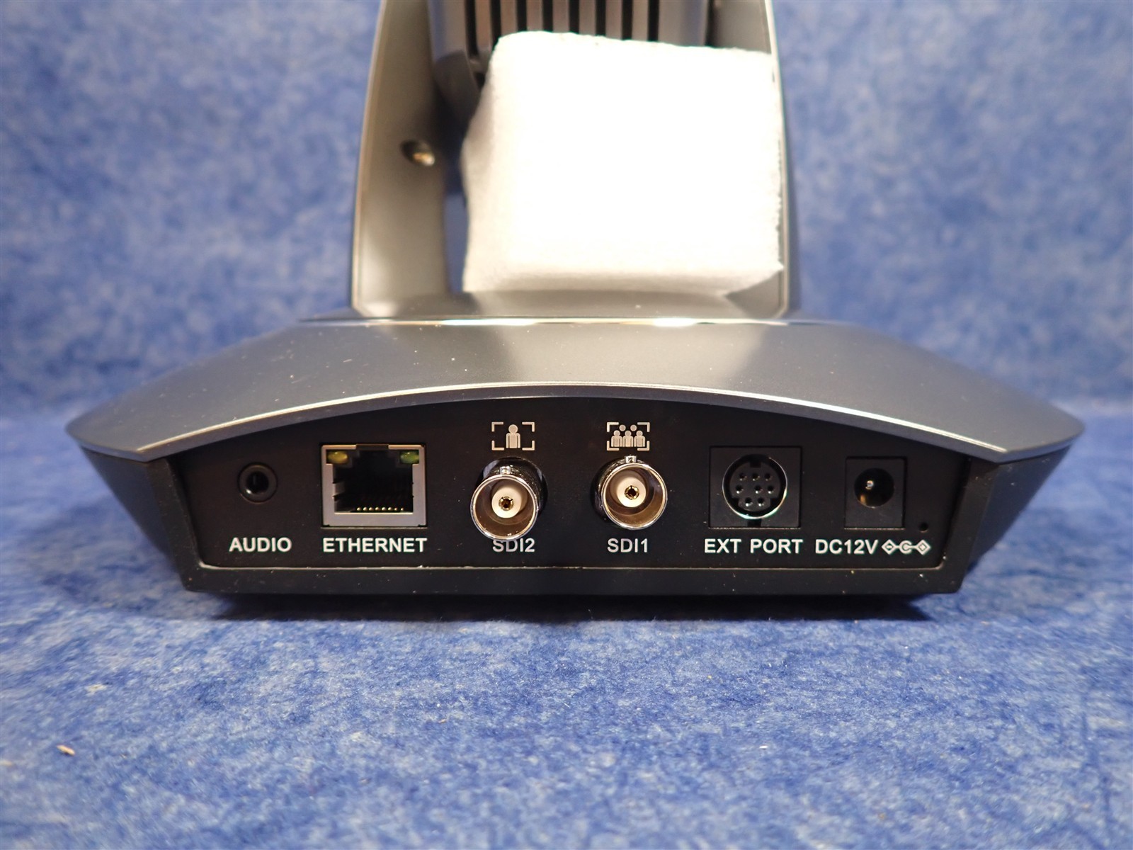 Crestron IV-CAMA3-20-SLVR-1B 1 Beyond Auto Tracking Camera 20x Zoom Silver (S9)
